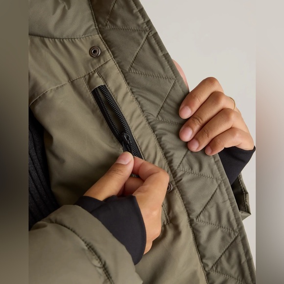 NWT Quince Responsible Down Cropped Puffer Jacket - Picture 4 of 9